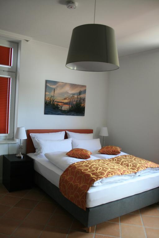 Apartmenthaus Unterwegs Rostock Zimmer foto