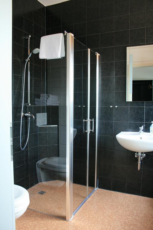 Apartmenthaus Unterwegs Rostock Zimmer foto