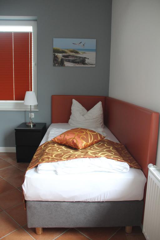Apartmenthaus Unterwegs Rostock Zimmer foto